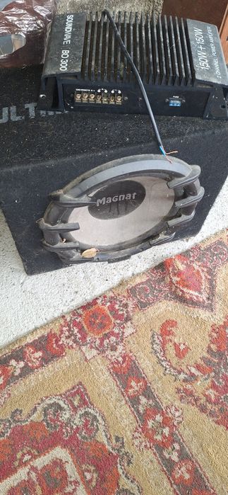Vând subwoofer si amplificator auto