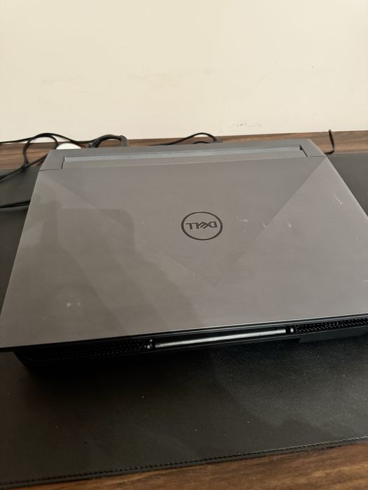 Laptop gaming Dell G15 5511