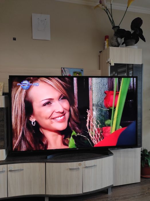 Смарт Телевизор LG 65 инча Ultra HD 4K