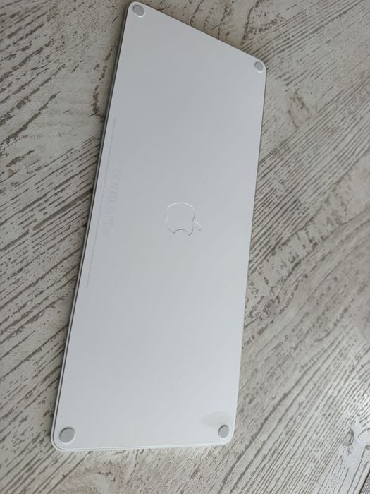 Продавам Apple клавиатура и мишка