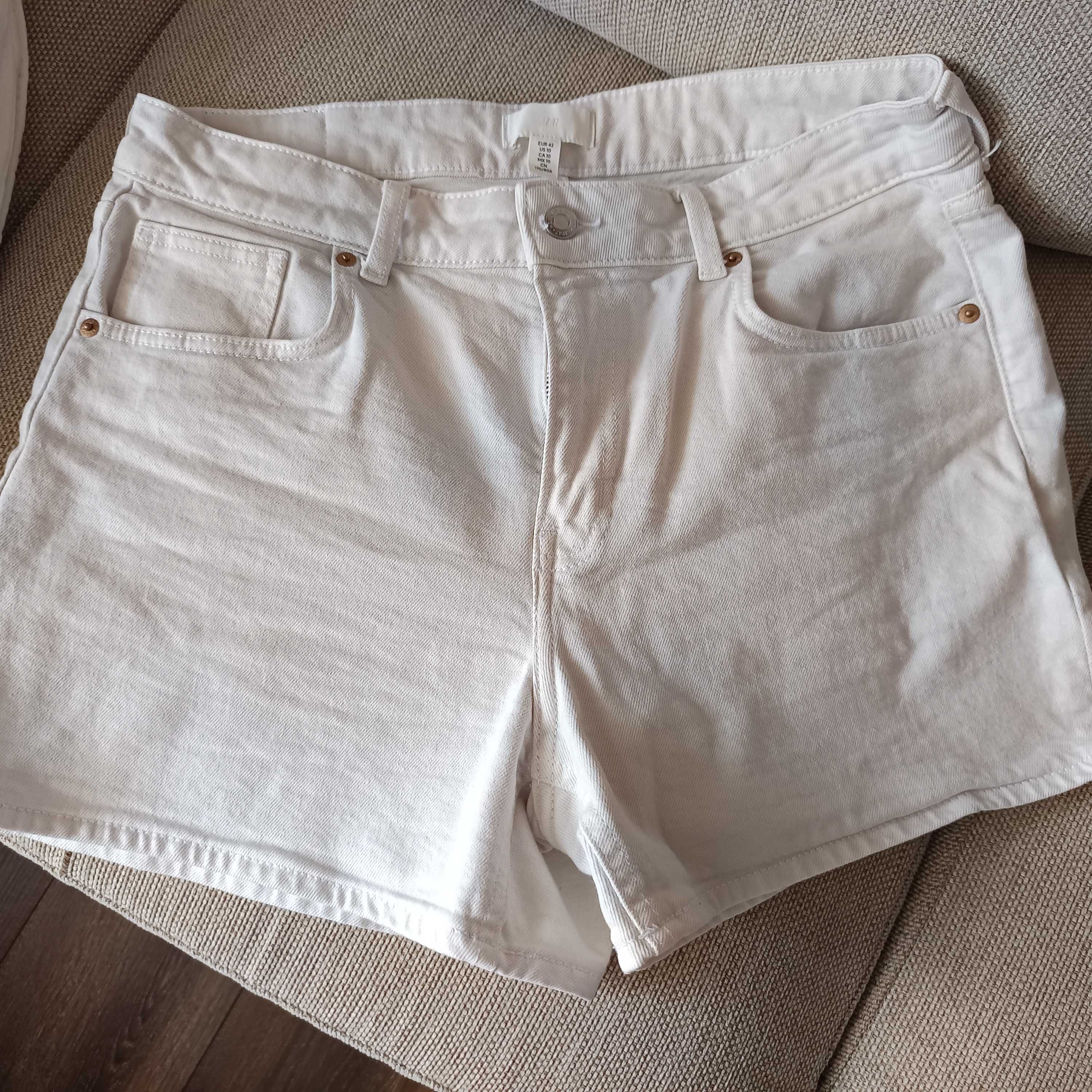Къси панталонки H&M