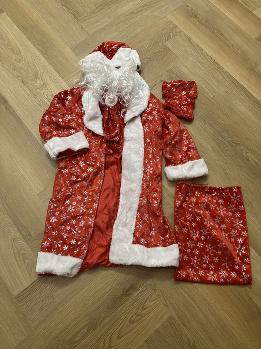 Новогодний костюм Деда Мороза