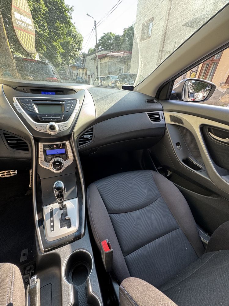 Vand Hyundai Elantra