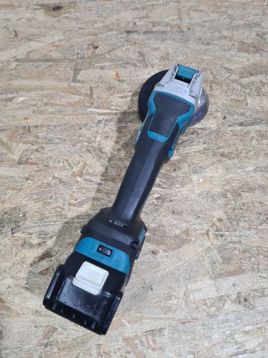 Flex brushless Makita DGA519 Xlock cu variator de turatie