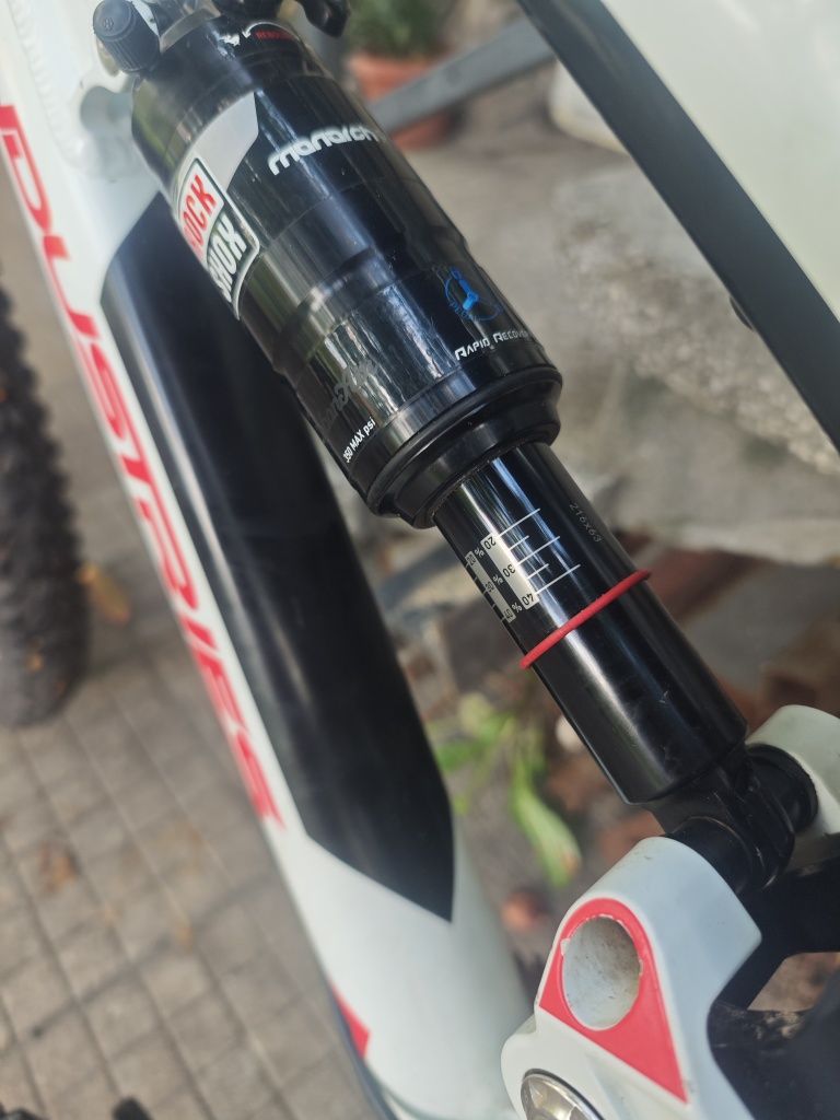 Yt industries Wicked comp 26