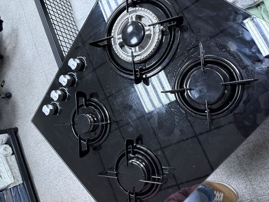 Aragaz electric si cu gaz 4 ochiuri