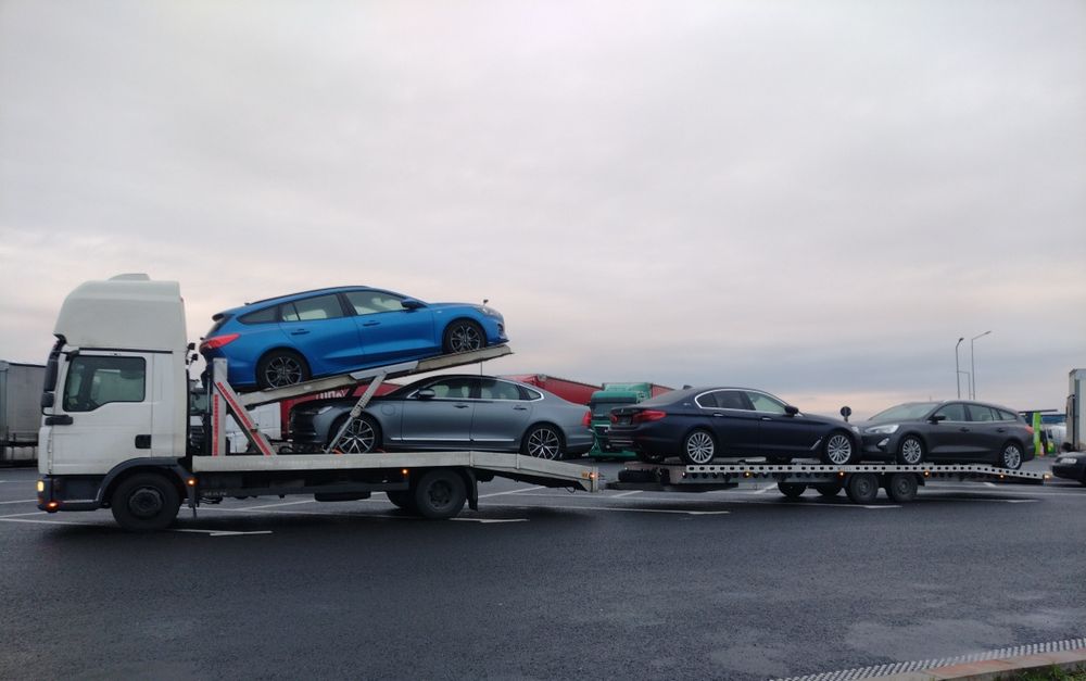 Transportor Auto Platforma Man TGL 8240 Ansamblu 4 Auto