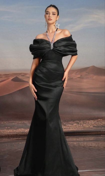 Rochie superba de gala cu strasuri