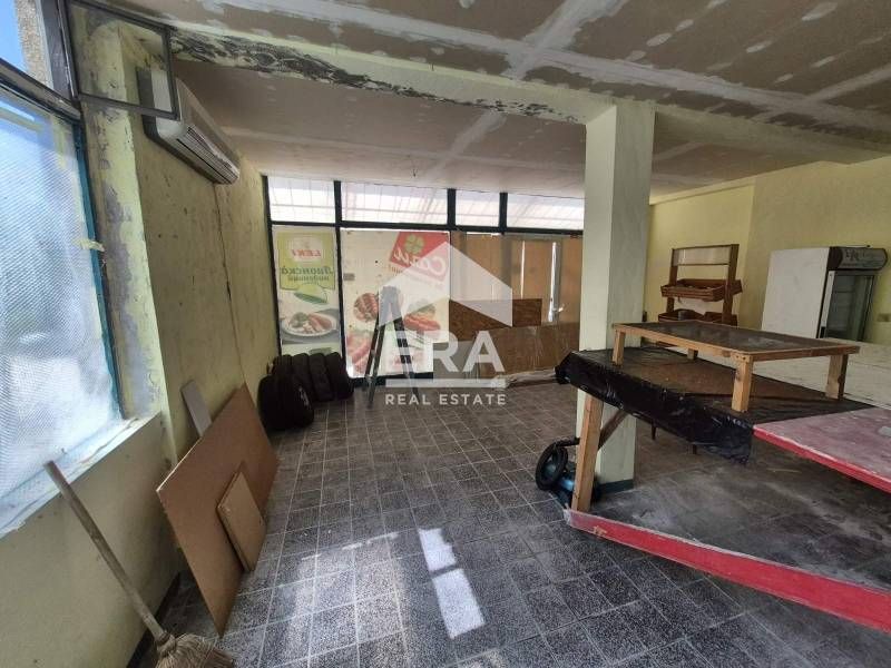 Ера Тера продава магазин на 2 кв. от курортен комплекс Албена