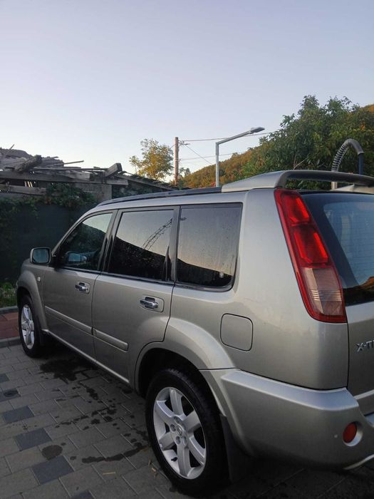Vand nissan  X-trail An 2007 motor 22 disel