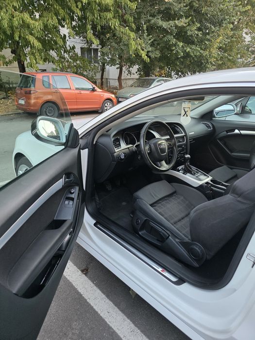 Ауди а5.          .