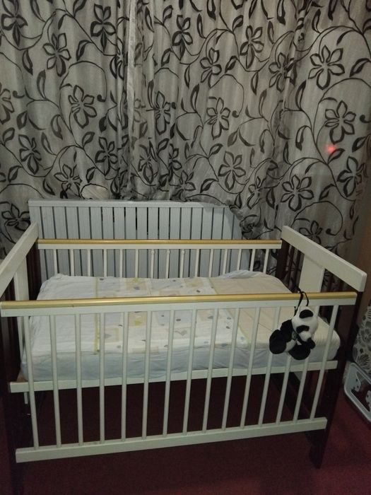 Patut lemn cu saltea