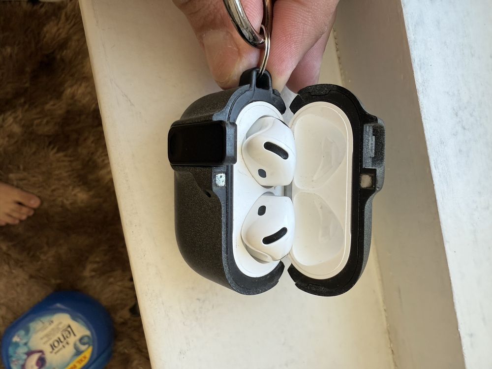 Airpods 4 оригинал