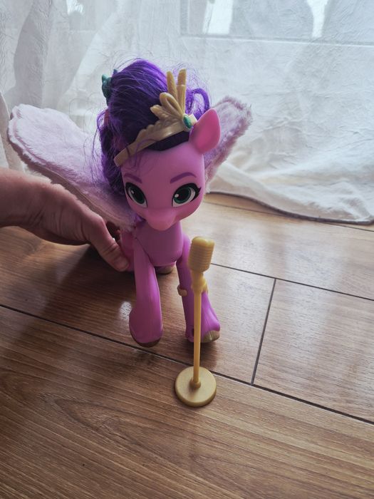 Figurina My Little Pony Pipp Petals