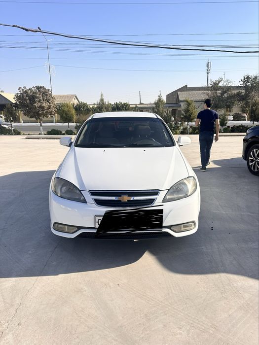 Gentra 1.5 holati yaxshi prabeg toza