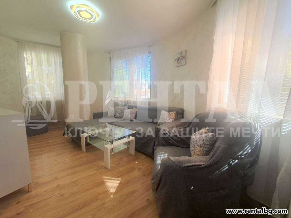 Тристаен нов апартамент срещу Тримонциум