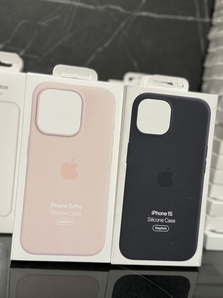 Husă originala Apple , iPhone 15 si 15 Pro Magsafe !