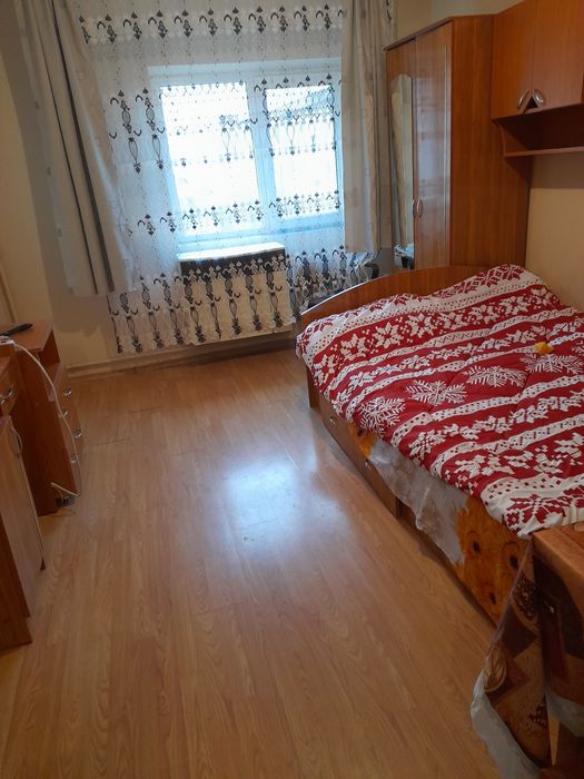 Inchiriez garsoniera confort 1