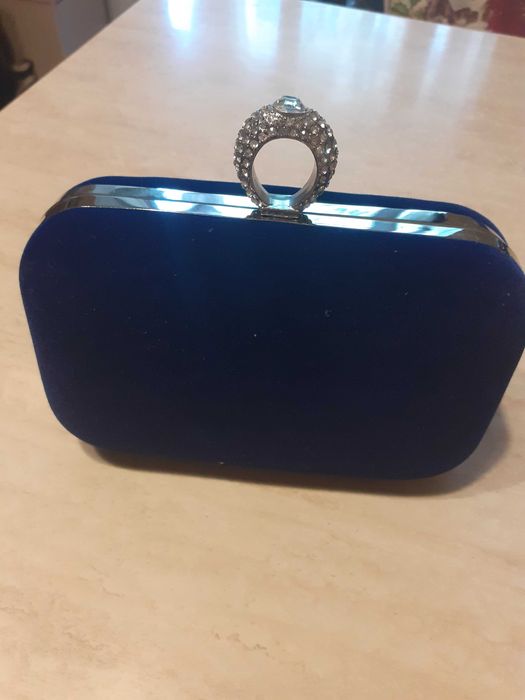 Doua clutchuri noi foarte elegante