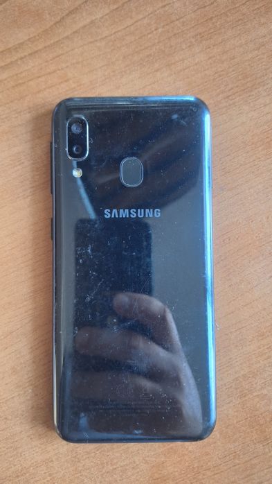 SAMSUNG A20E - stare foarte buna