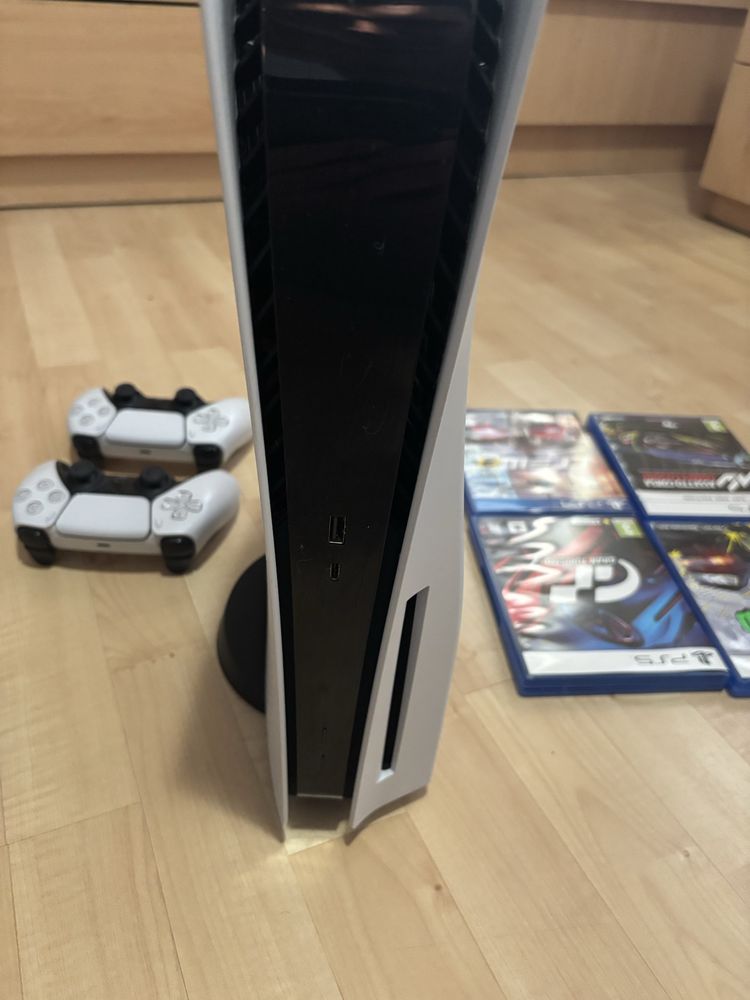 PlayStation 5 disc edition