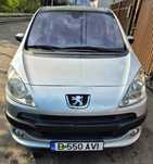 Peugeot 1007 Vand Peugeot 1007, an 2006, 1.6, benzina, cutie automata, padele volan