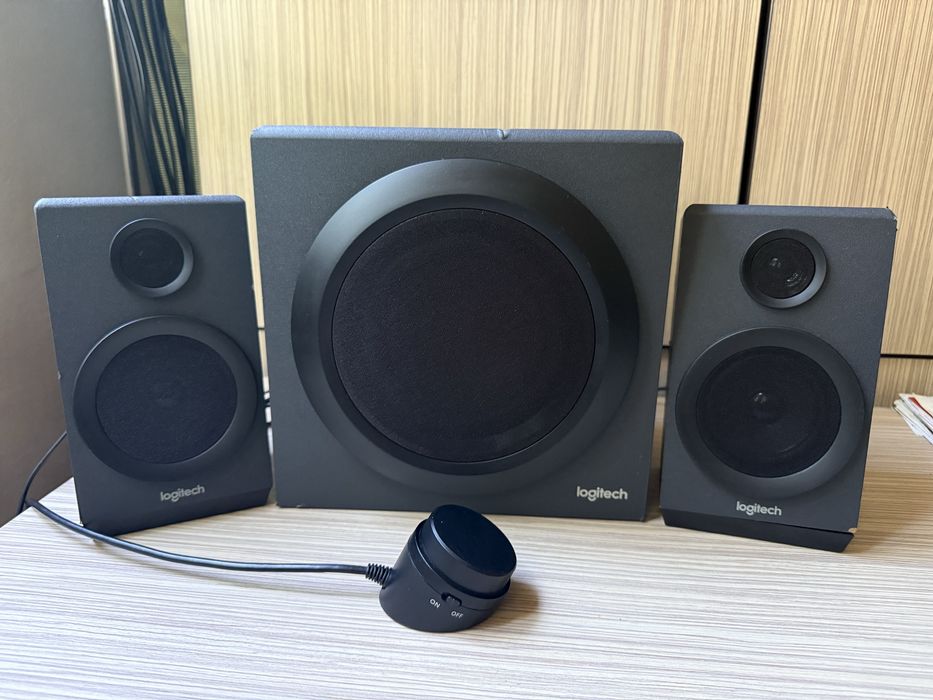 Sistem audio 2.1 Logitech Z333 multimedia speakers 40w rms