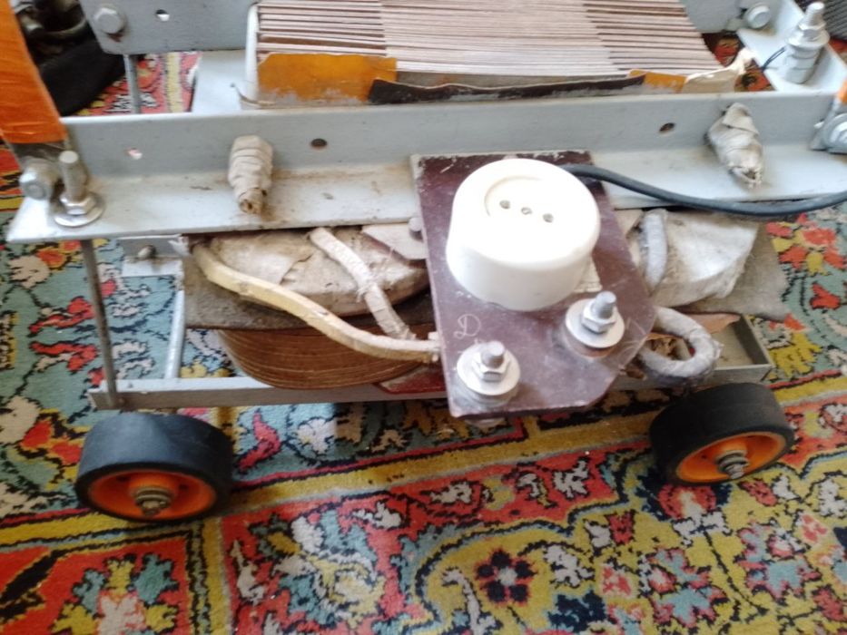 Svarka apparat sotiladi