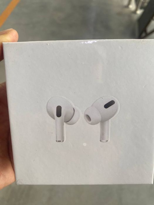 AirPods Pro наушники