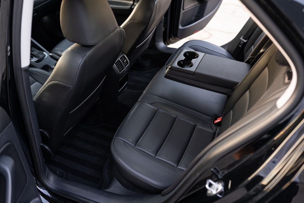 VW Jetta 2.5 Automat - USA Version, Îngrijită Obsesiv, Dotări Premium!