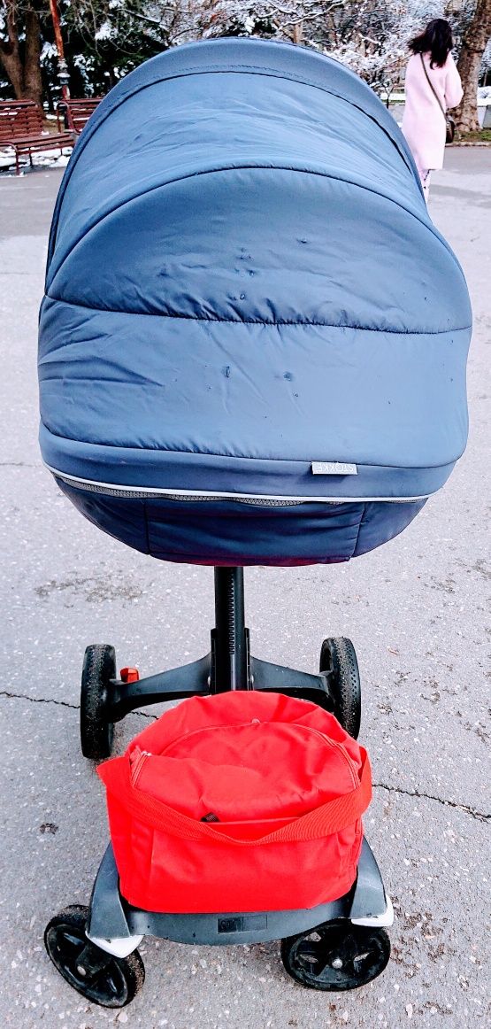 Stokke Xplory V5 Red+подарък кенгуру Stokke за деца до 3 г