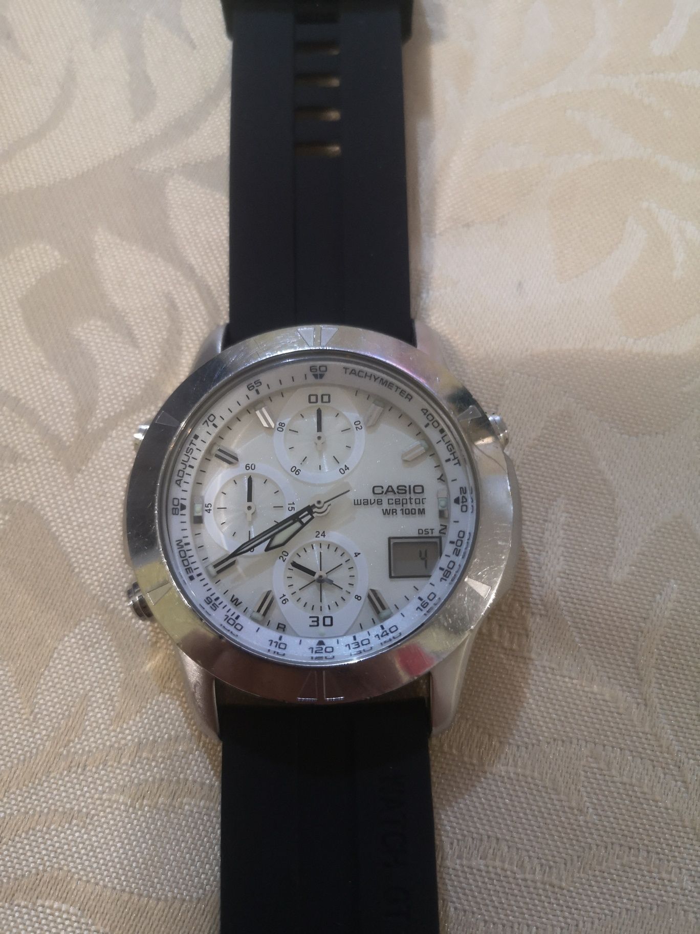 Часовник Casio wvq-560