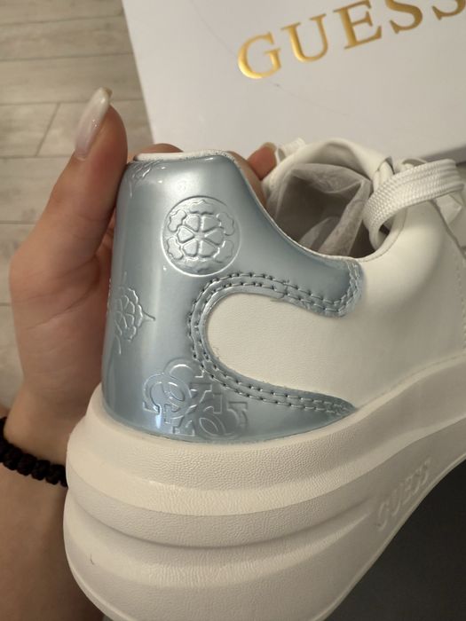 Guess обувки №37