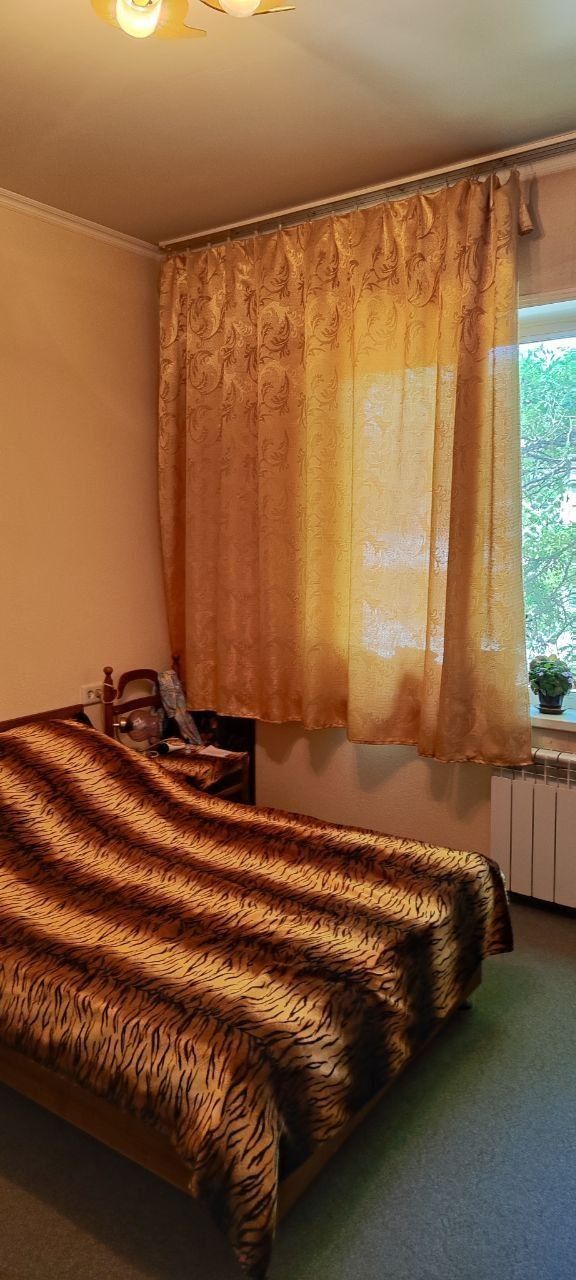 Продам 3х ком квартиру на улице Измайлова!3/4/4,77 серия!