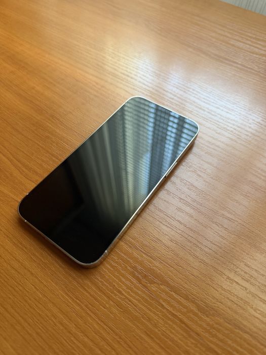 Iphone 13 Pro 128 GB с минимални забележки