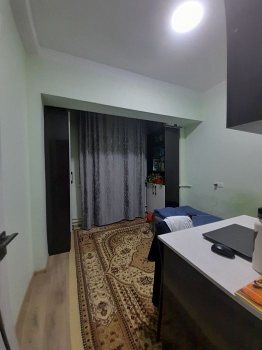 Художник метро Бий