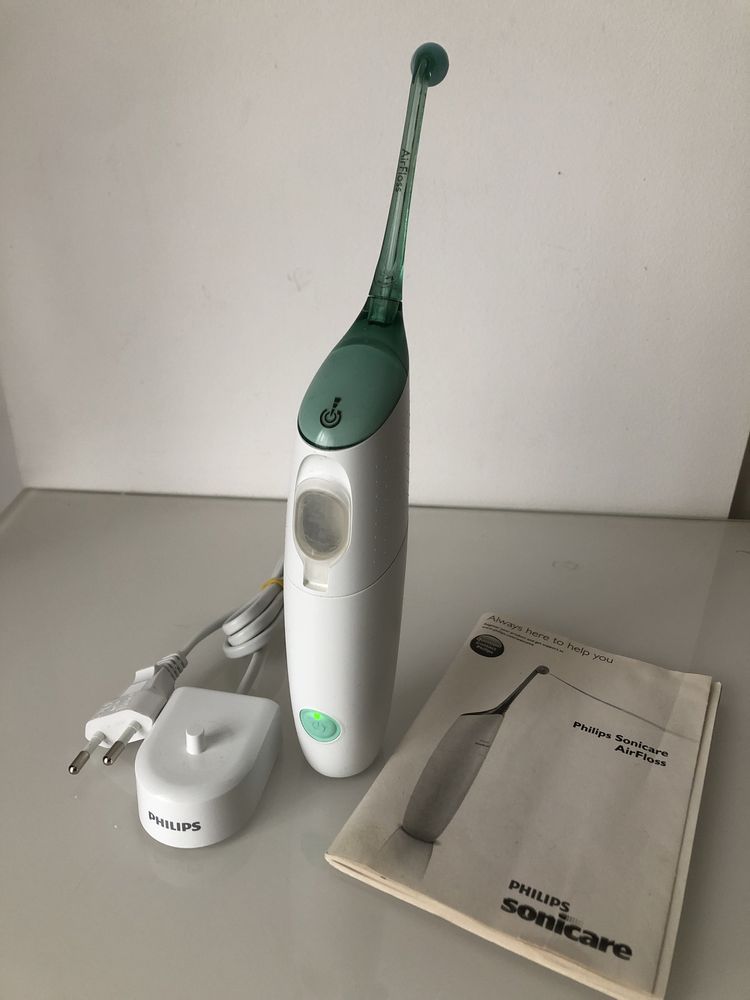 Irigator Philips AirFloss Ultra Sonicare HX8240 curățare interdentară