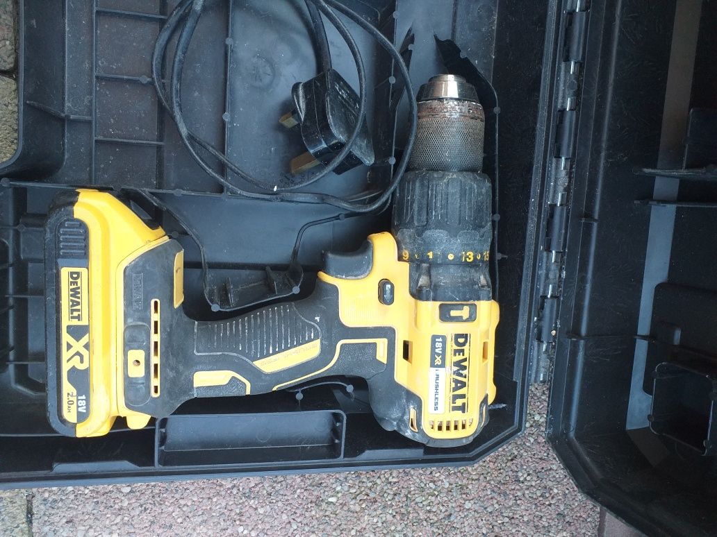 Filetanta dewalt 18 v brushless