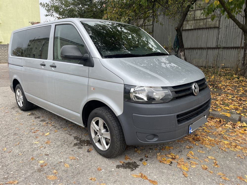 Volkswagen T5 Transporter, Caravelle