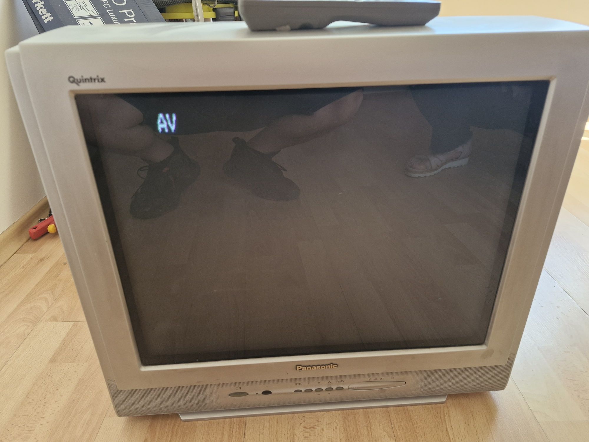 Телевизор Panasonic SCR 51 cm