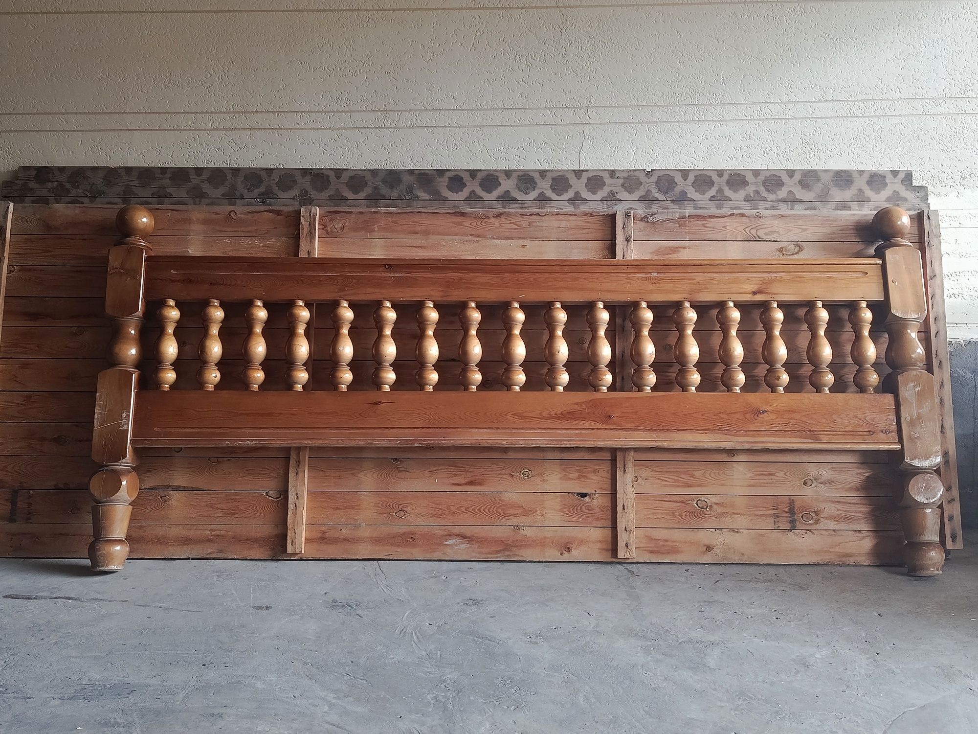 Tapchan kravat sotiladi  yongodan ideal holatda