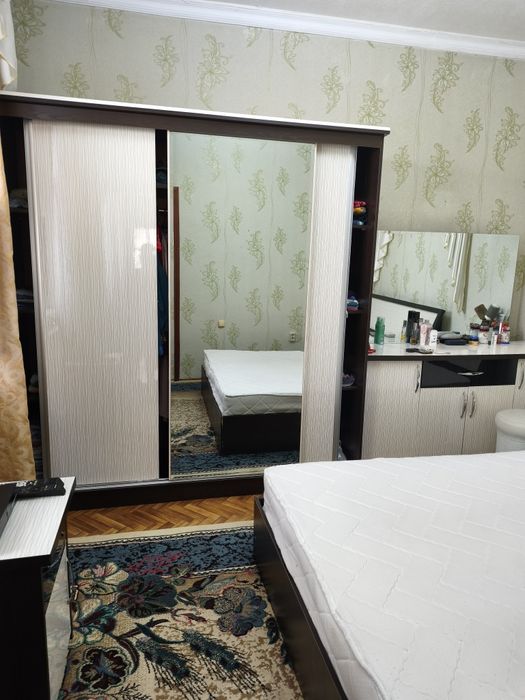 Спальный гарнитур, акрил, для большой комнаты. В отличном состоянии