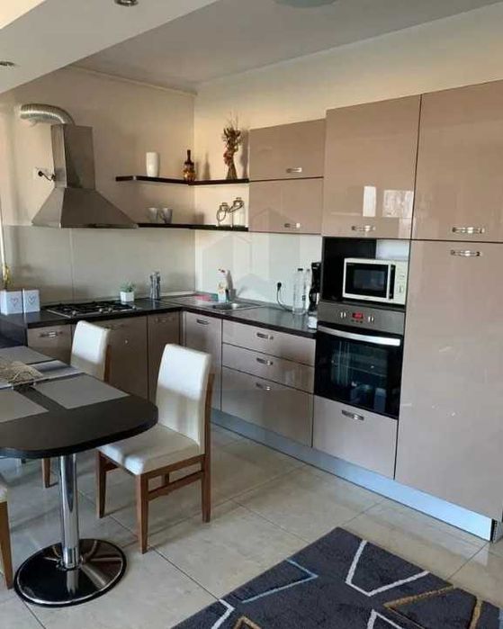 Дава се под наем Тристаен апартамент в Пловдив, Мараша - 88 кв.м за 244.8 € - Снимка #2