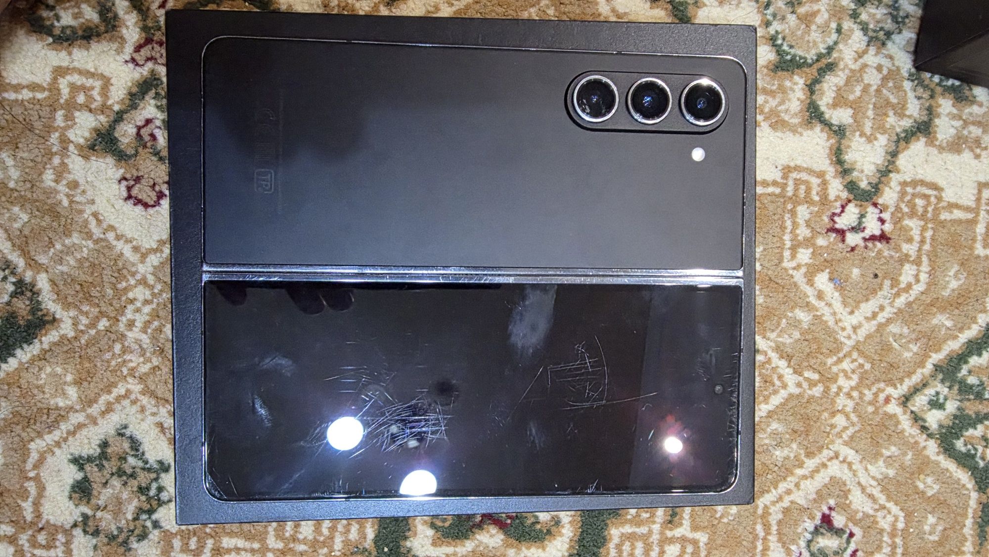 Samsung Z Fold 5