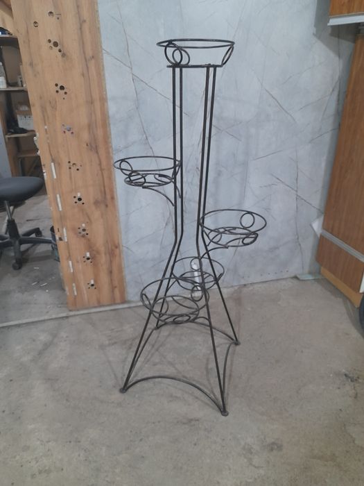 Подставка для цветов