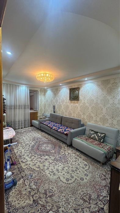 Продаётся квартира в Мирзо-Улугбекском районе (Феруза, Северо-Восток)