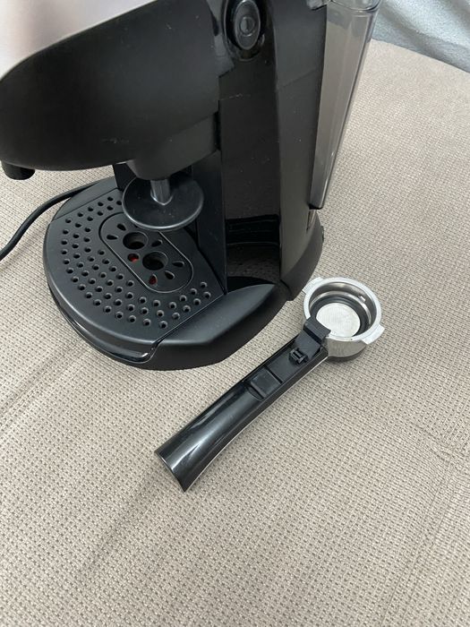 Vând Espressor Cafea DeLonghi