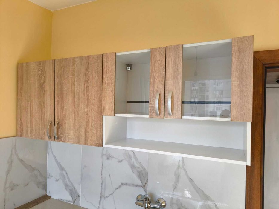 Продава се чисто нова кухня