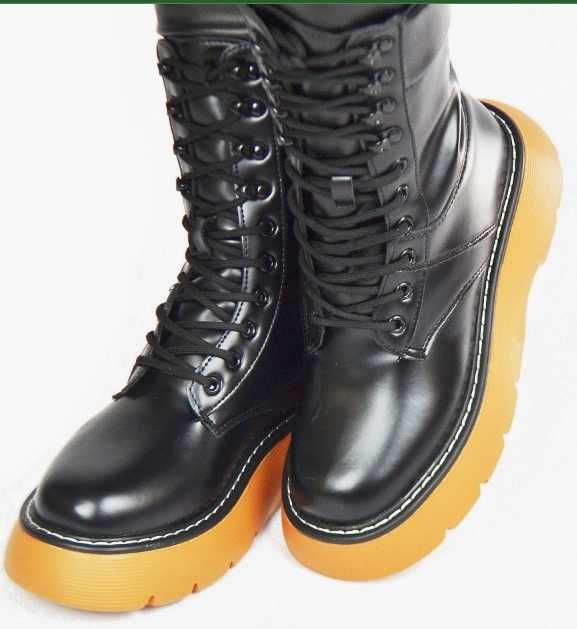 Ботинки женские НОВЫЕ, рр 37, продам, срочно.