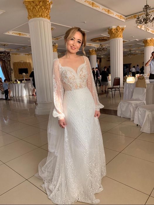 Свадебное платье